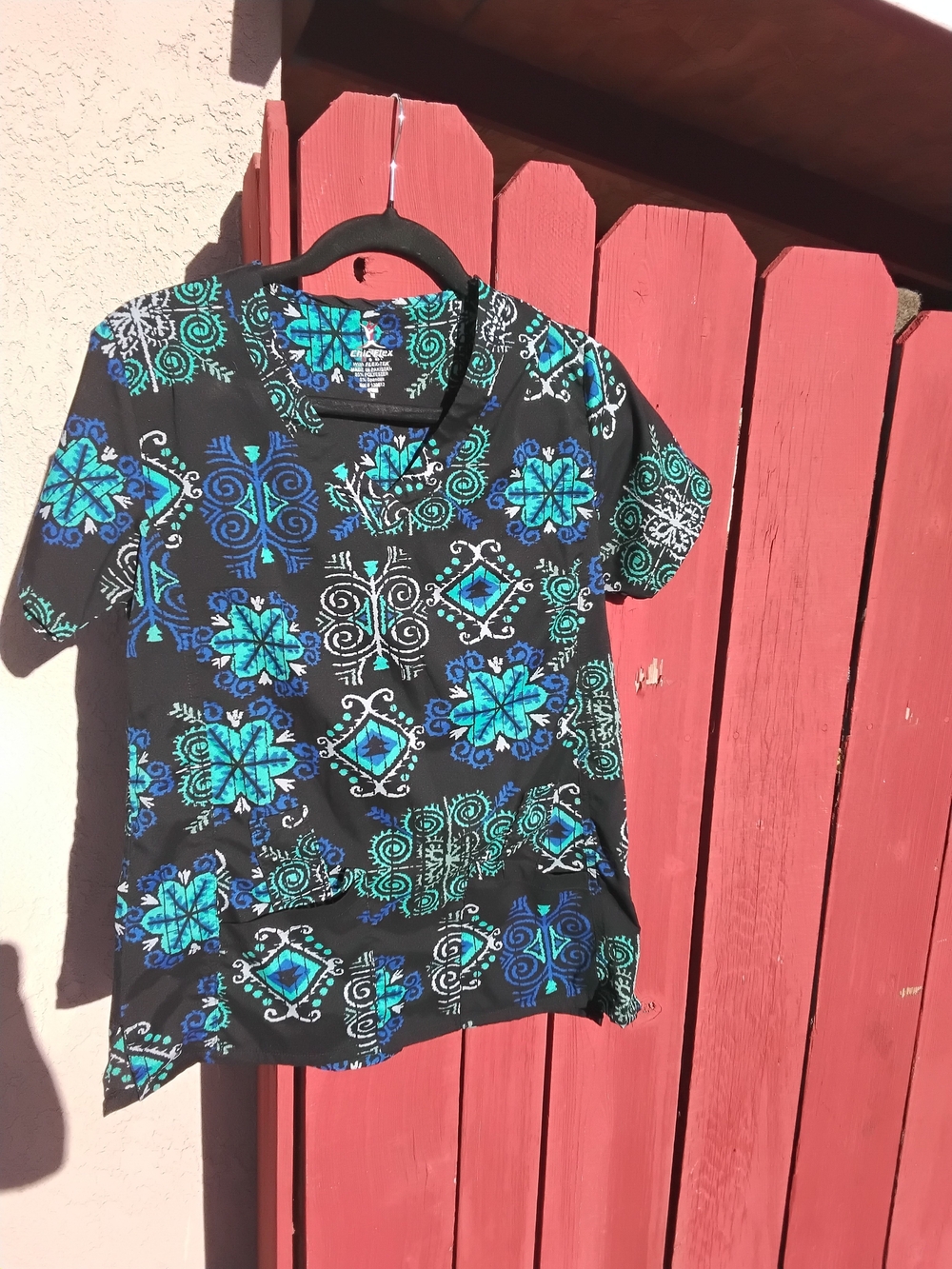 Black Tee with Blue & Teal Floral Medallion Print Scrub Top Size M